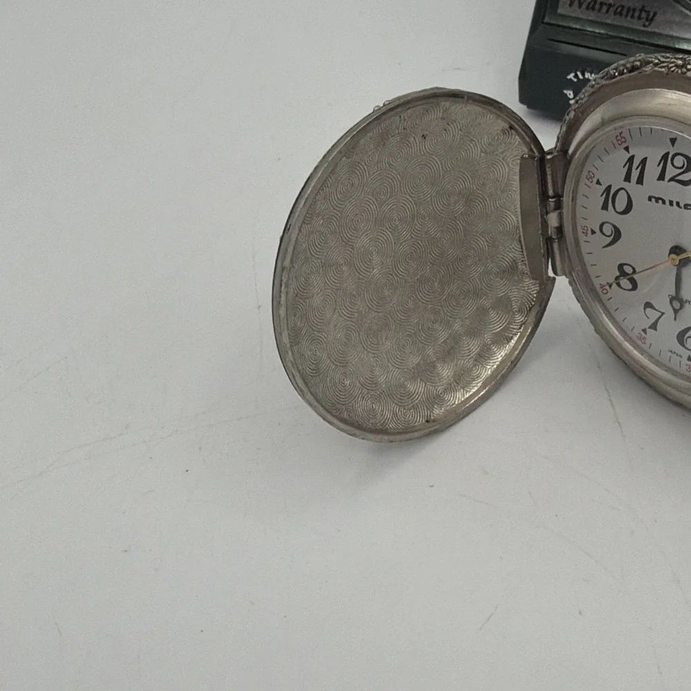 Milan Pocket Watch Bird Hunting Dog Theme Needs New Battery